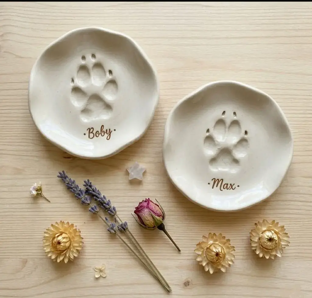 Azulejo de cerámica con huella de mascota personalizada